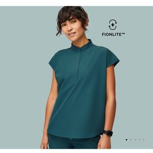 Figs Rafaela Oversized Scrub Top Caribbean Blue